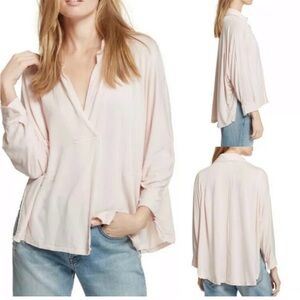 We the Free Women's Light Pink V-Neck Blouse